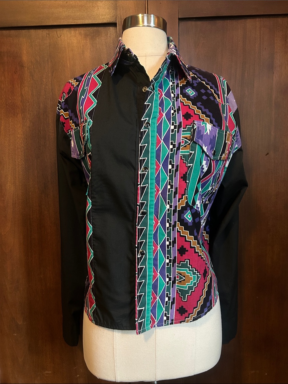Vintage 70s/80s Rare Navajo Nation "Truly Native" Western Pearlee Snap Shirt M